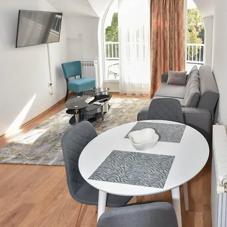 Riverfront Apartament